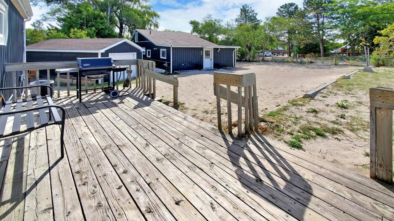 Main Beach River Retreat - Wasaga Beach 1 - Main Strip - 93 Mosley St Extérieur photo