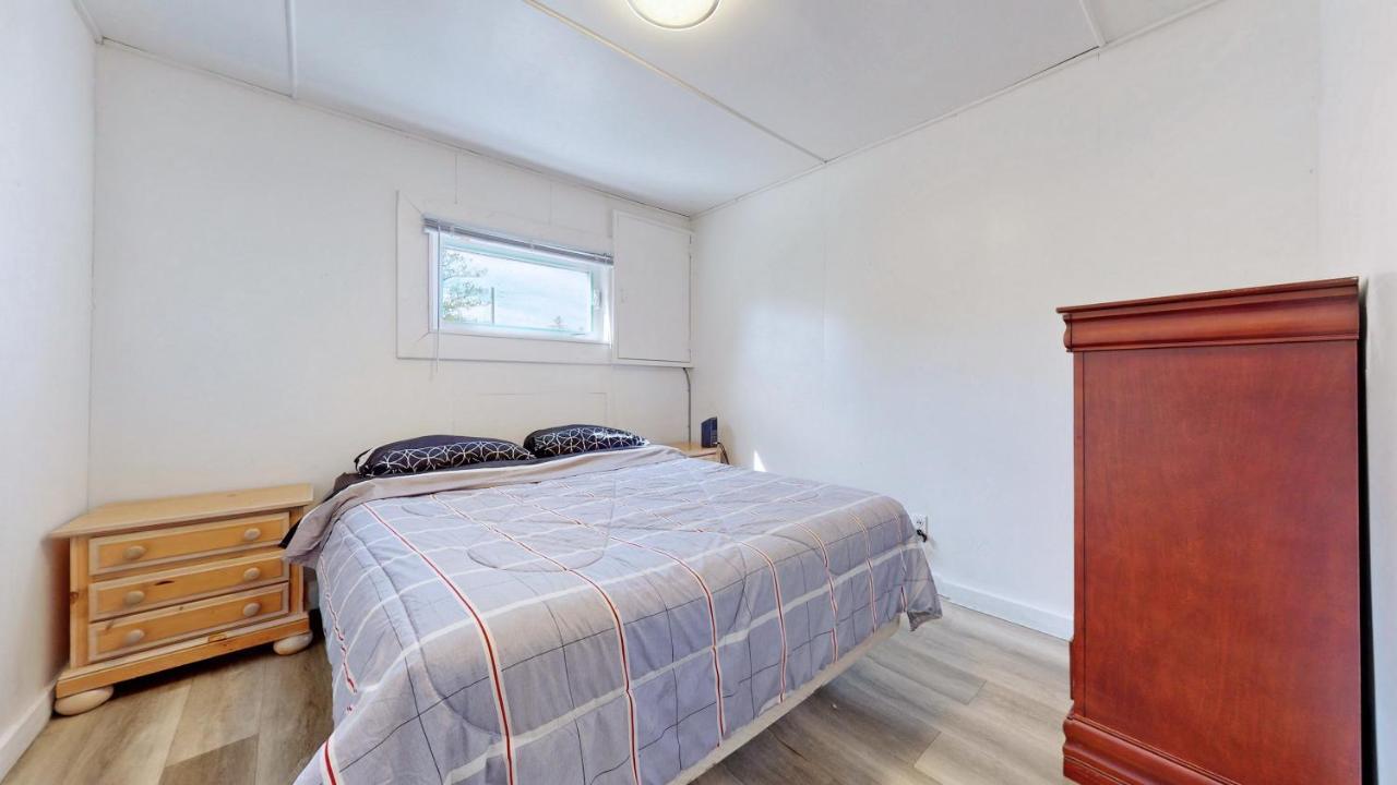 Main Beach River Retreat - Wasaga Beach 1 - Main Strip - 93 Mosley St Extérieur photo