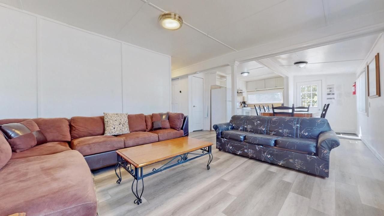 Main Beach River Retreat - Wasaga Beach 1 - Main Strip - 93 Mosley St Extérieur photo