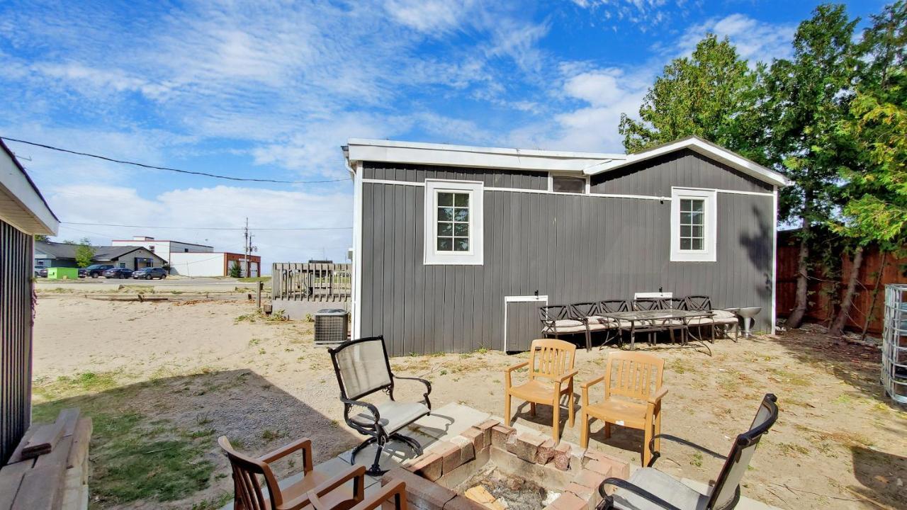 Main Beach River Retreat - Wasaga Beach 1 - Main Strip - 93 Mosley St Extérieur photo